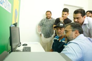 Governador Wilson Lima entrega telessalas em Autazes e consolida avanco do atendimento digital no interior 1 foto Arthur Castro Secom 300x200 1