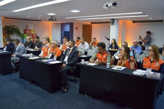 Prefeitura de Manaus apresenta boas praticas em resposta a desastres durante encontro nacional da FNP 3