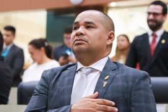 Sergio Bare apresenta acoes sociais cultura e projetos de lei nos primeiros seis meses de mandato 1