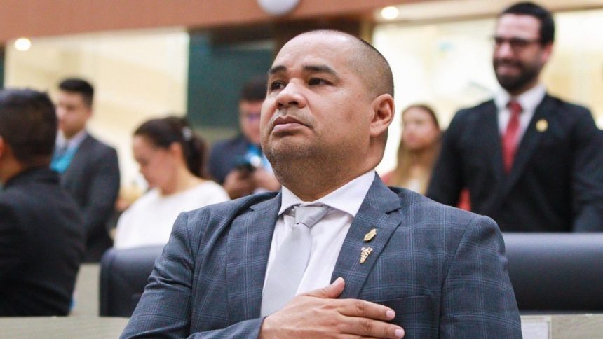 Sergio Bare apresenta acoes sociais cultura e projetos de lei nos primeiros seis meses de mandato 1