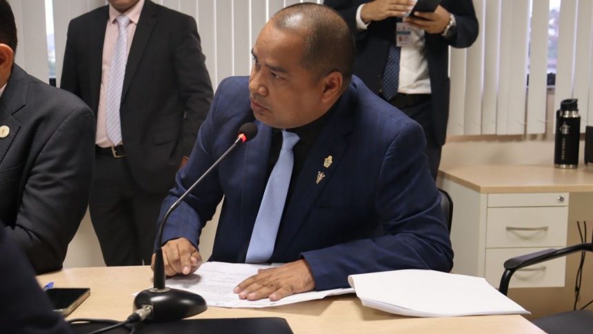 Sergio Bare propoe atendimento especializado para pessoas com fibromialgia em Manaus