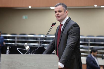 Vereador Rodrigo Sa propoe Projeto de Lei que institui Escolas Civico Militares Municipais em Manaus 23 Portal Amazonas Virtual