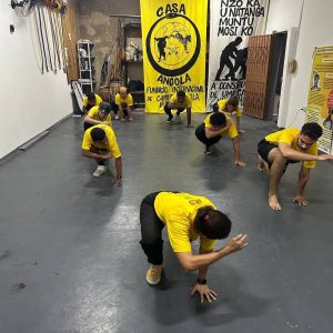 Cultura Capoeira Angola 4 300x300 1