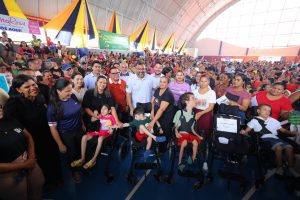 Governador Wilson Lima inaugura Servico de Apoio a Mulher Idoso e Crianca e investe mais de R 25 milhoes nos setores social e primario em Coari 4 Foto Mauro Neto Secom 2 300x200 1