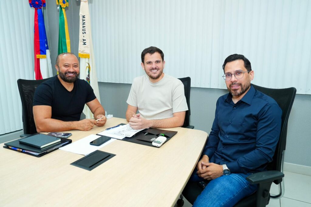 Prefeito-Renato-Junior-reforca-educacao-publica-com-novas-325-nomeacoes-do-concurso-da-Semed