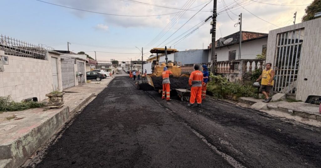 Intervenção na rua 3 reorganiza etapas do pavimento no Cidade Nova