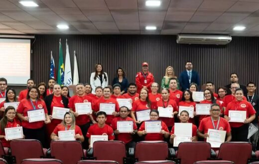 Evacuação e primeiros socorros entram na formação de 54 brigadistas da Câmara de Manaus