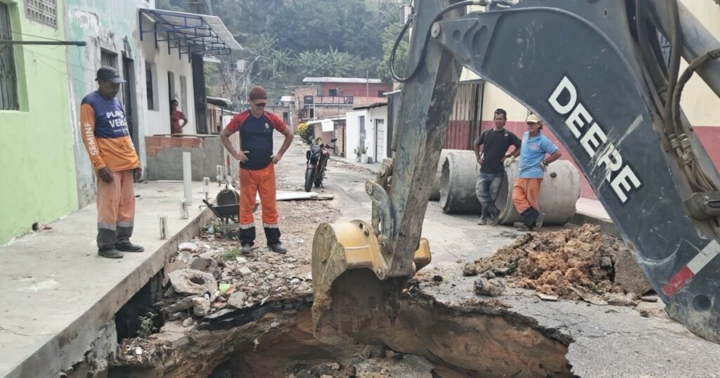 Seis tubos são instalados em reparo de drenagem na Cidade Nova, em Manaus