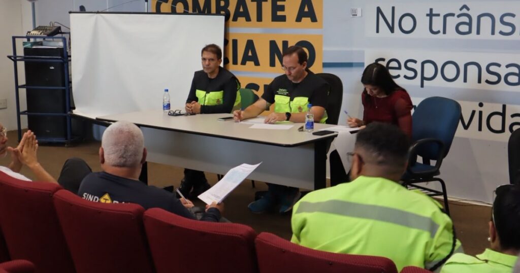 Ônibus serão gratuitos em Manaus das 4h às 18h no domingo de votação