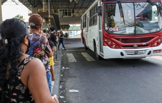 Frota de 1.340 ônibus e serviço para PcDs integram operação eleitoral em Manaus