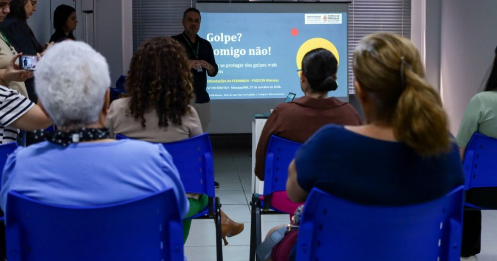 Idosos sem habilitação podem solicitar credencial física em ação da Manausprev