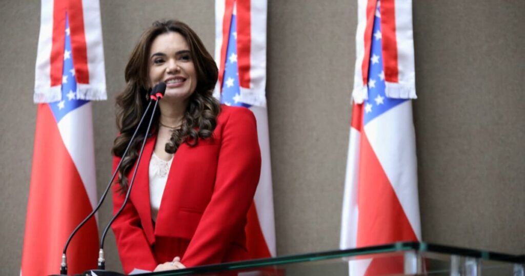Alessandra Campelo associa eleição à confiança nas mulheres e agradece a Omar Aziz