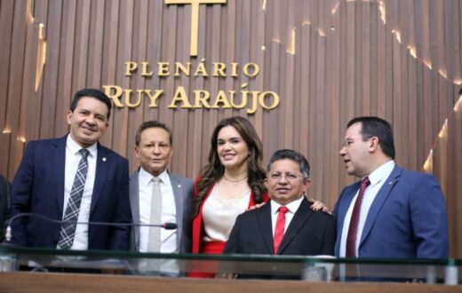 Plenário da Aleam registra manifestações após escolha de Alessandra Campelo para vice-governadora