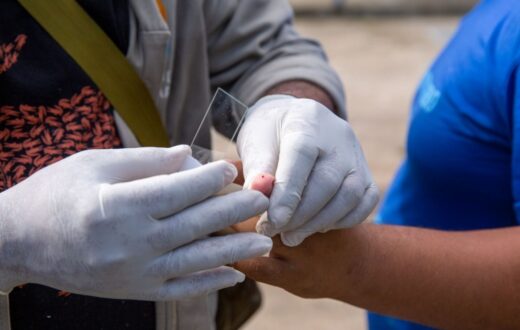 Após exposição a áreas de mata, moradores de Manaus podem pedir exame de malária na rede municipal