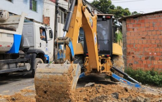 Rua Uirapurus tem drenagem recomposta após danos provocados por resíduos