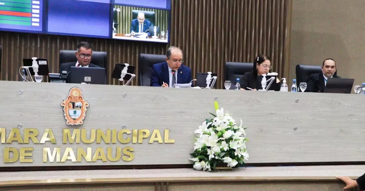 Câmara de Manaus envia duas propostas para sanção e abre análise de outras três