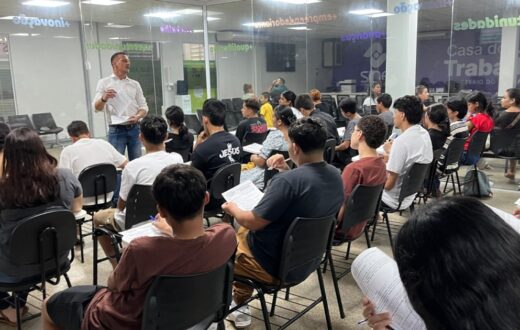 Curso em Manaus orienta profissionais sobre comunicação e relacionamento com clientes