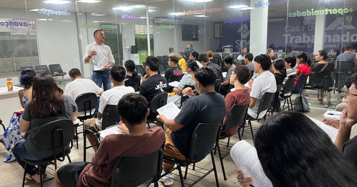 Curso em Manaus orienta profissionais sobre comunicação e relacionamento com clientes