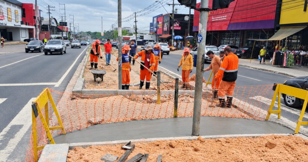 Mudanças no canteiro central acompanham novo acesso ao Parque São Pedro